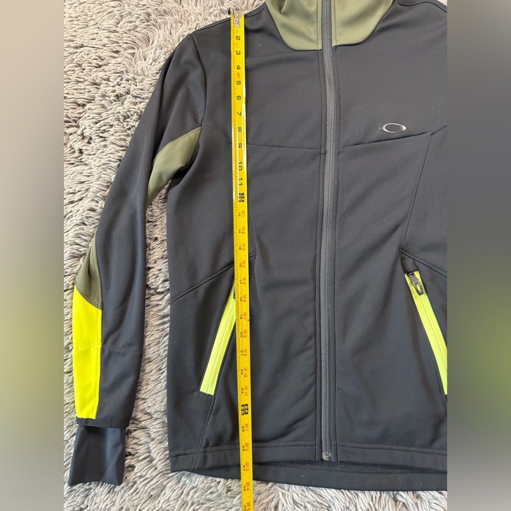 Oakley Performance Fit Hooded Softshell Jacket Bl… - image 3
